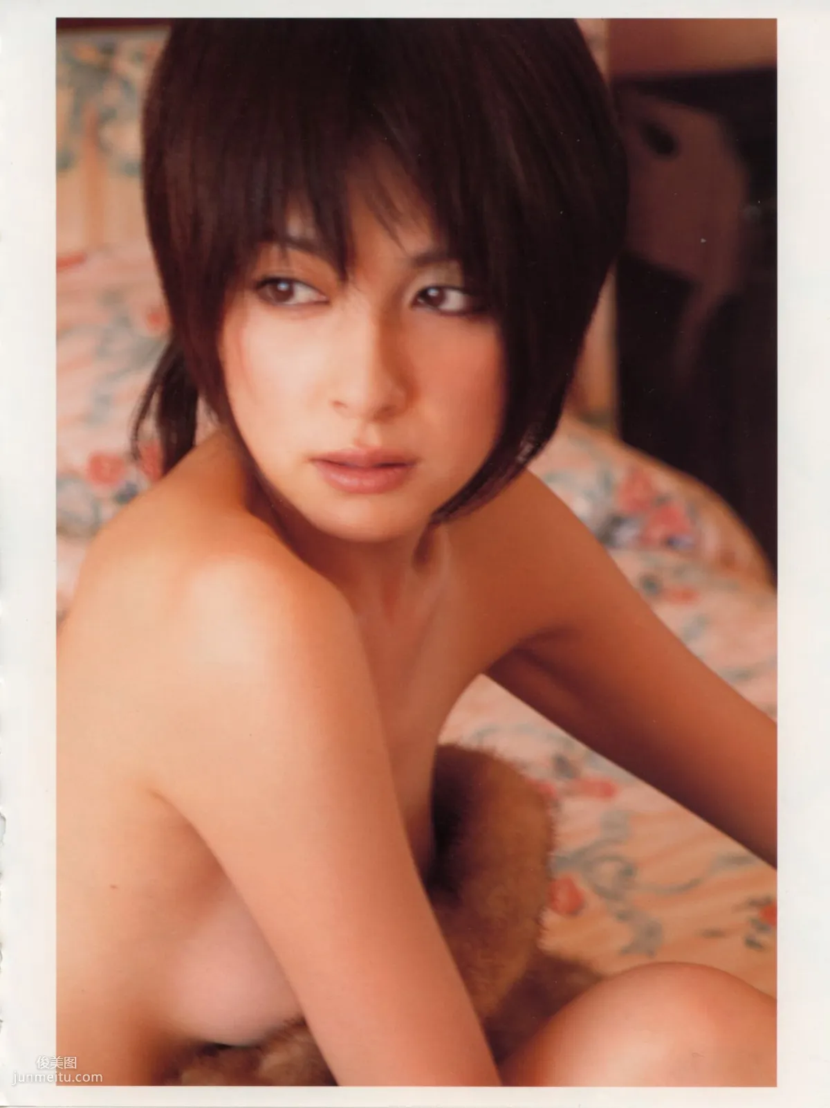 奧菜恵《The Okina 3／3 in Paris》 [PB寫真集] 74