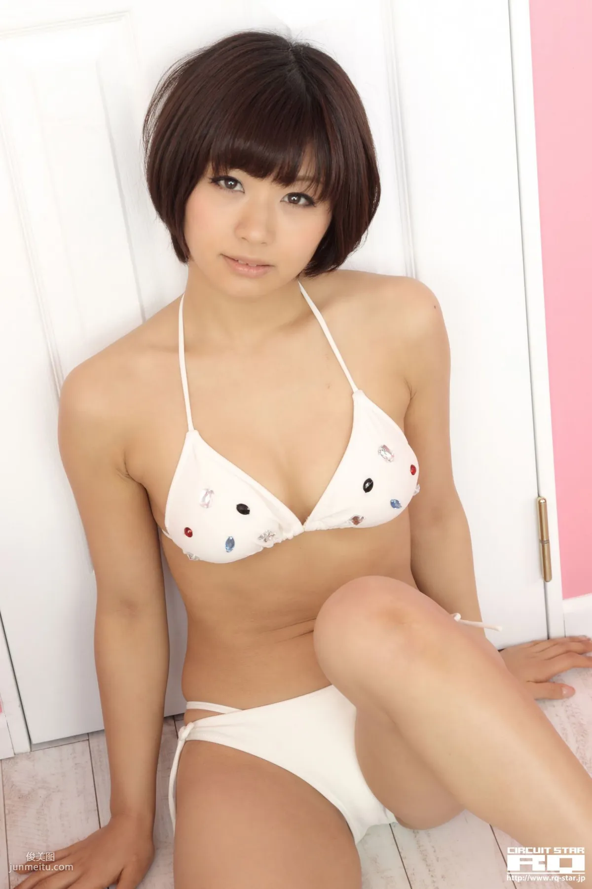 [RQ-STAR] NO.00609 安枝瞳 Hitomi Yasueda Swim Suits 寫真集 56