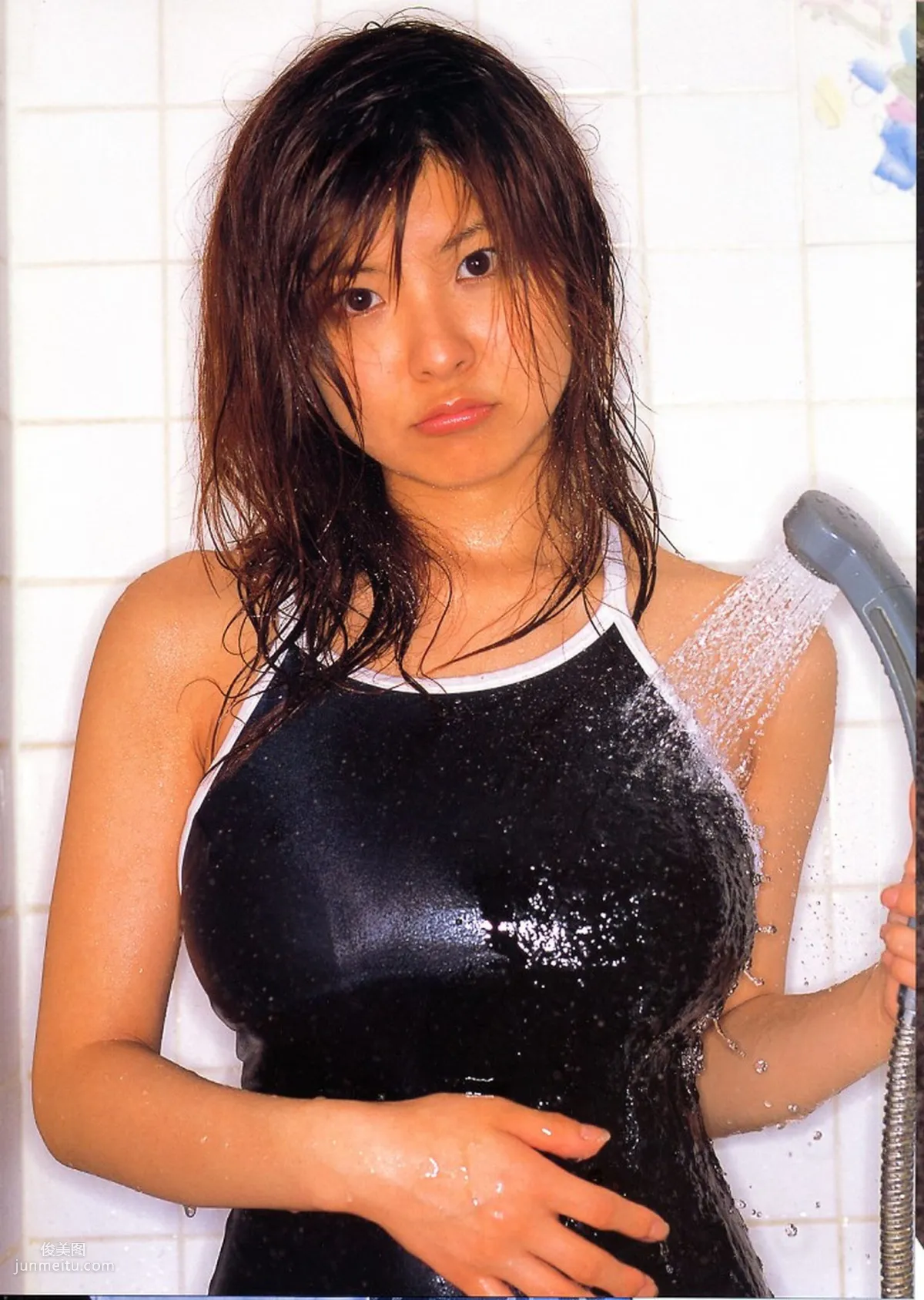 Miri Hanai, First H! [Photo Books] Photo Set photo 48