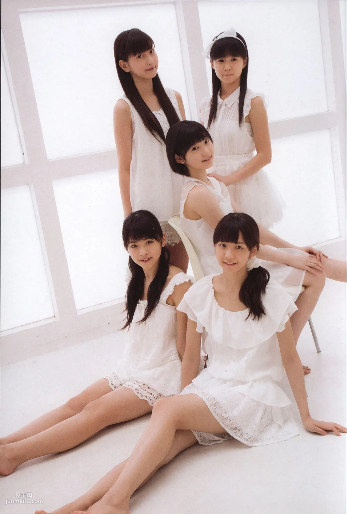 Juice=Juice《OFFICIAL PHOTO BOOK》 [PB] 寫真集 37