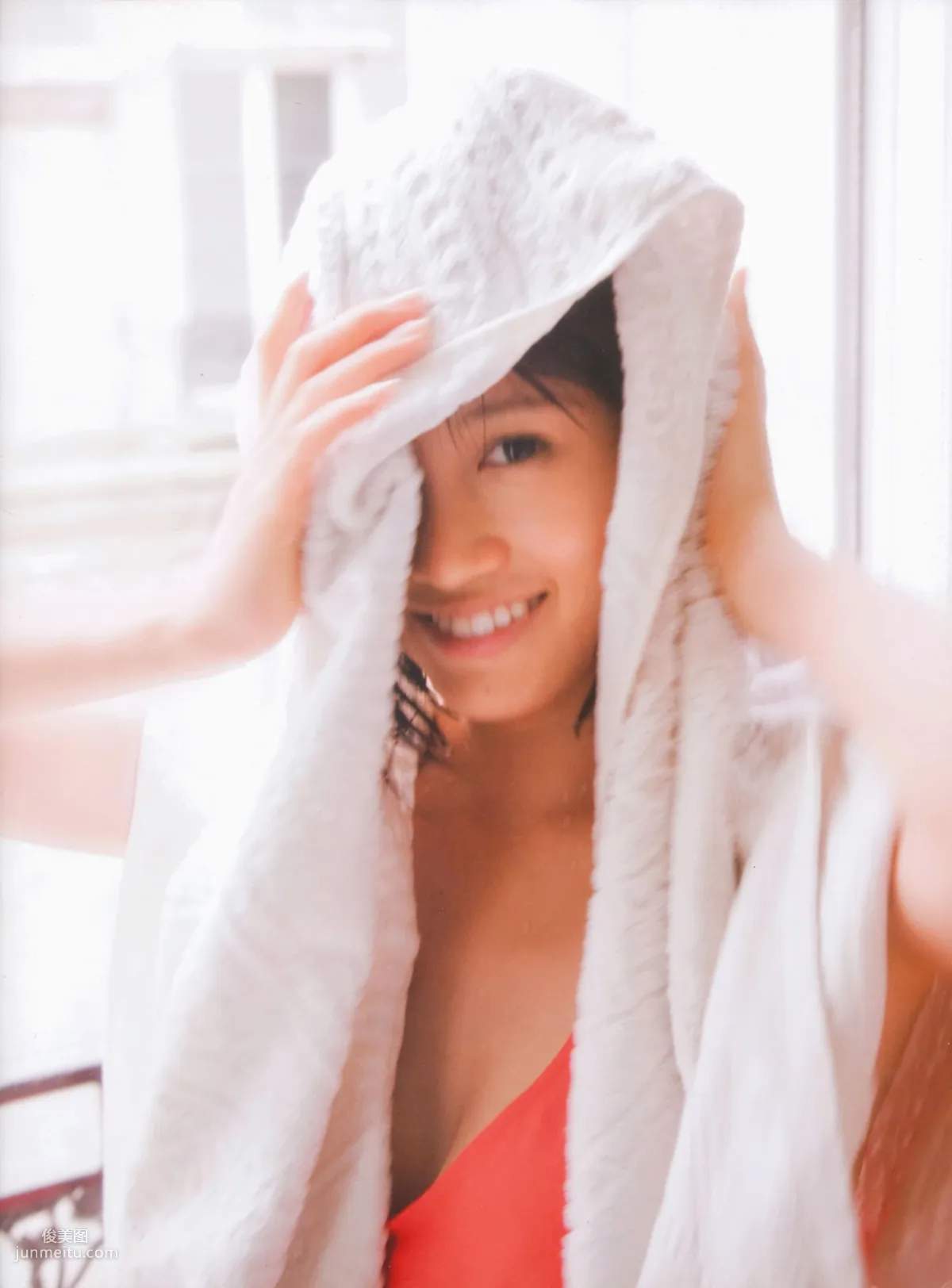 Atsuko Maeda Clumsy [Photo Books] photo 19