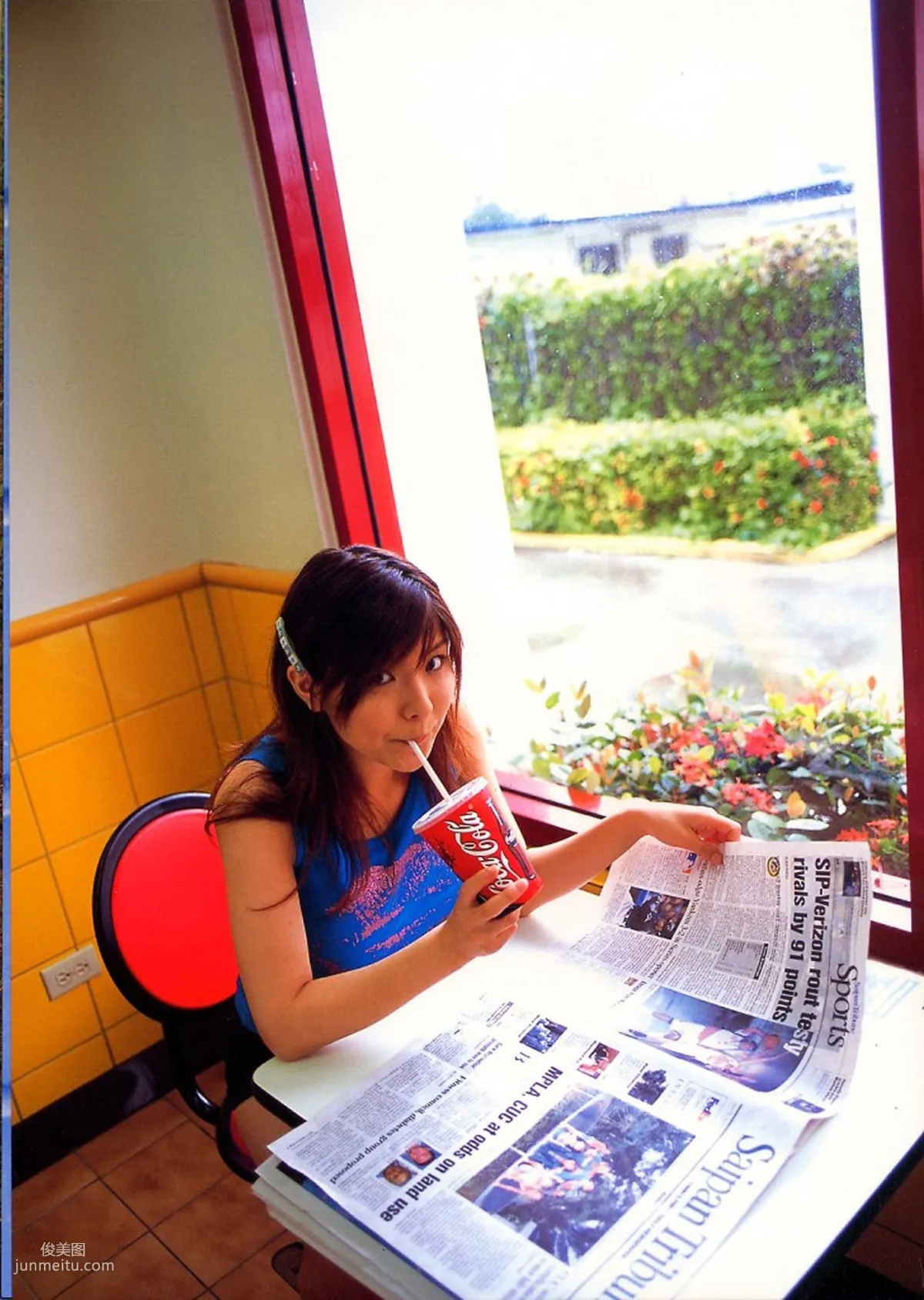 Miri Hanai, First H! [Photo Books] Photo Set photo 33