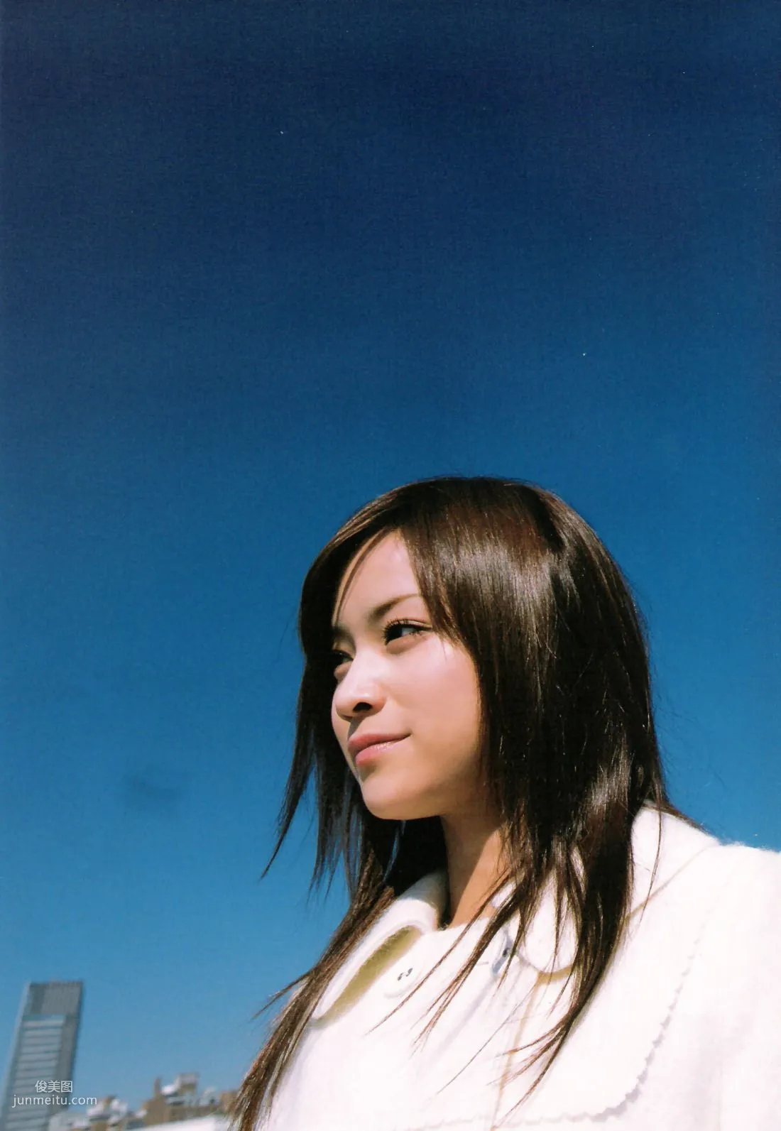 亀井絵裡 《ERI》 [Photo Book] 寫真集 108