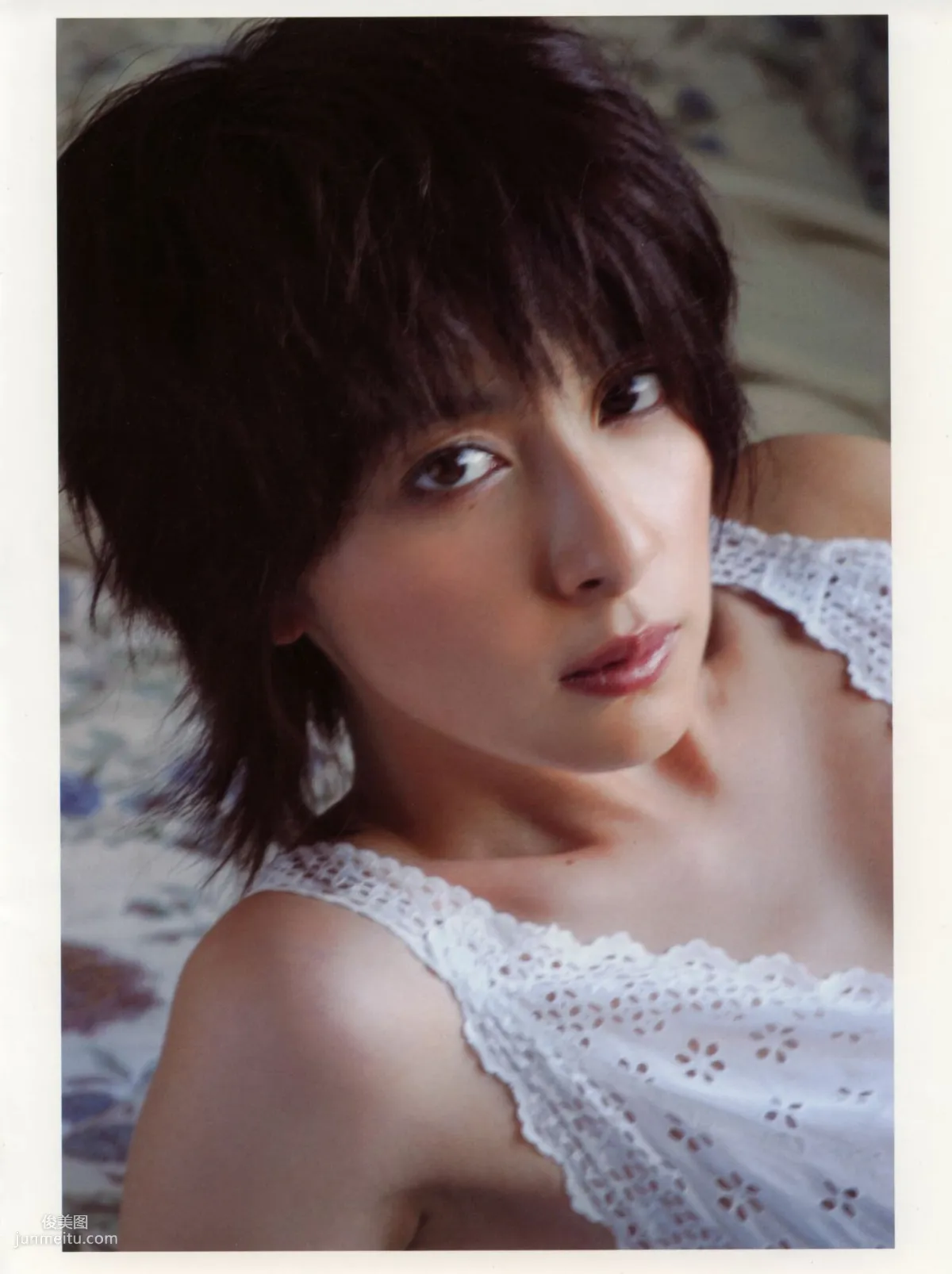 奧菜恵《The Okina 3／3 in Paris》 [PB寫真集] 45