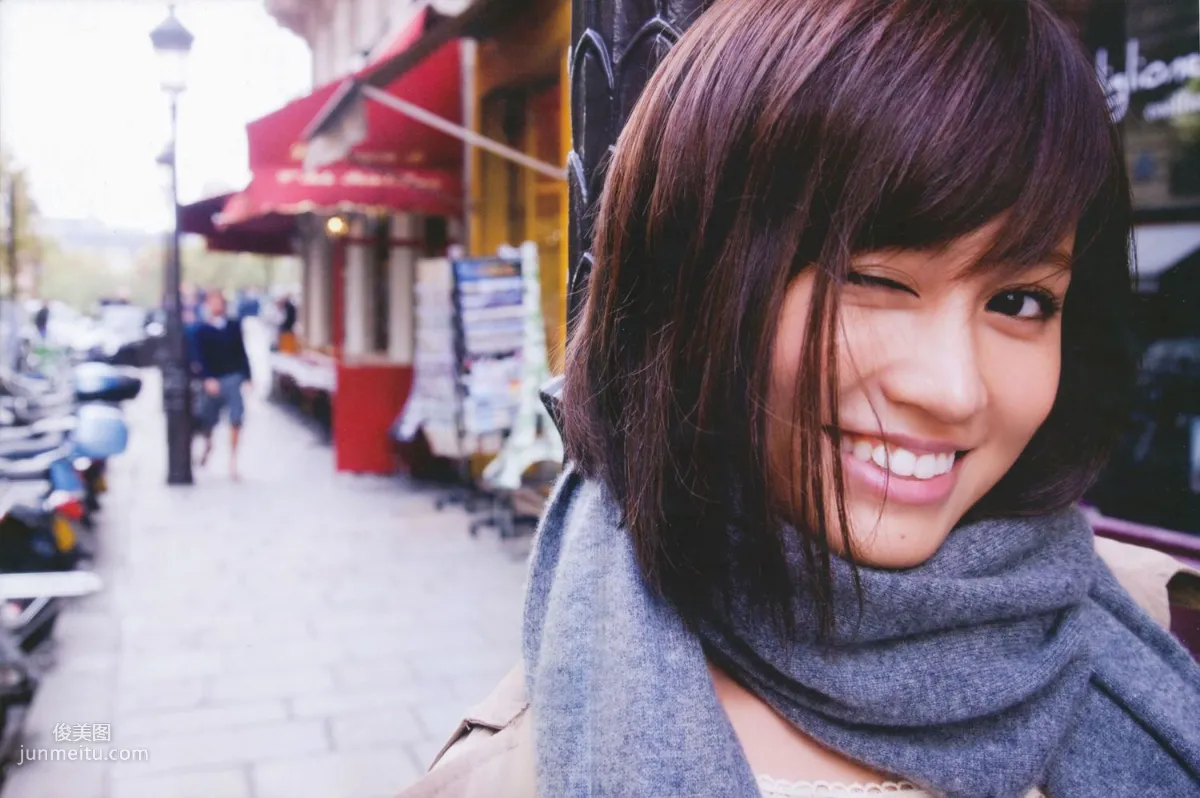 Atsuko Maeda Clumsy [Photo Books] photo 77