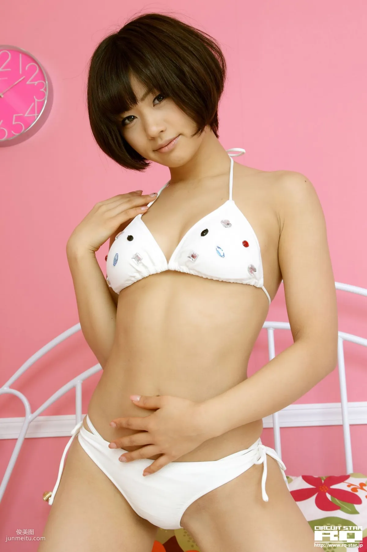 [RQ-STAR] NO.00609 安枝瞳 Hitomi Yasueda Swim Suits 寫真集 120