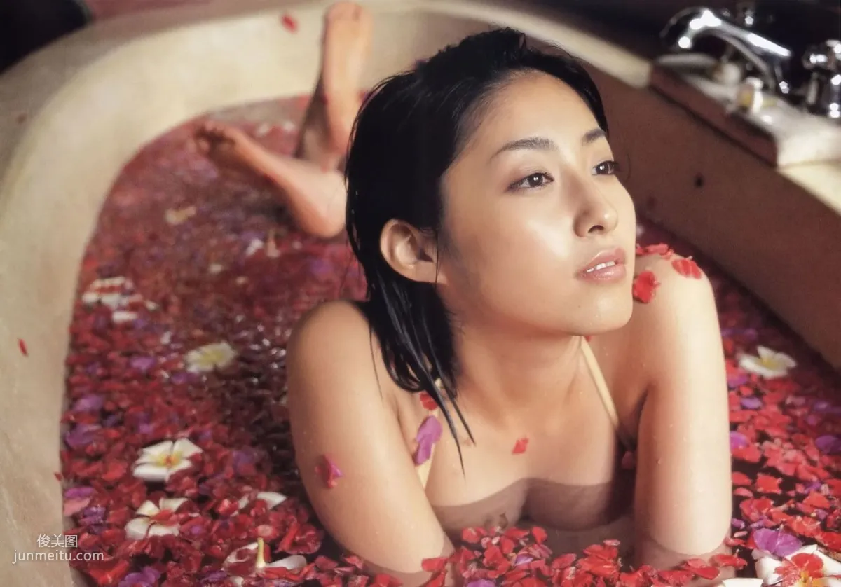 Hiroko Sato, Passion (Double-Page Spread Included) [Photo Books] Photo Set photo 11