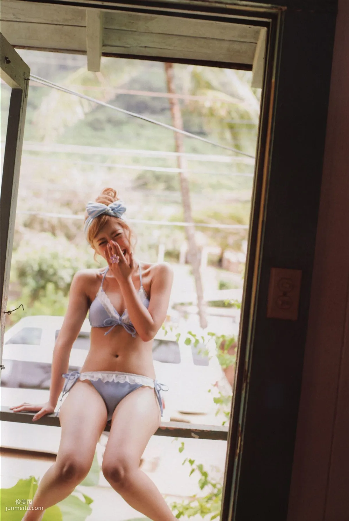 Alo Hello! Berryz 工房 Photobook 2013 [PB寫真集] 98