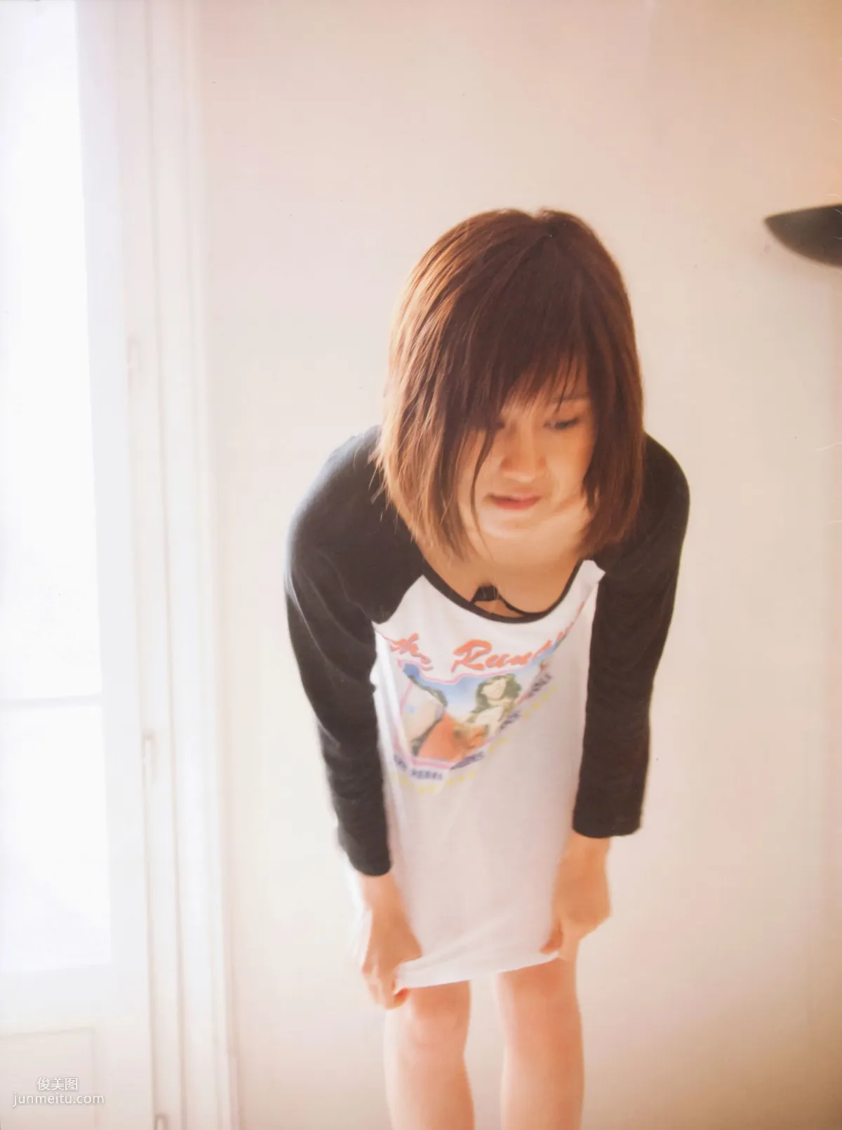 Atsuko Maeda Clumsy [Photo Books] photo 25