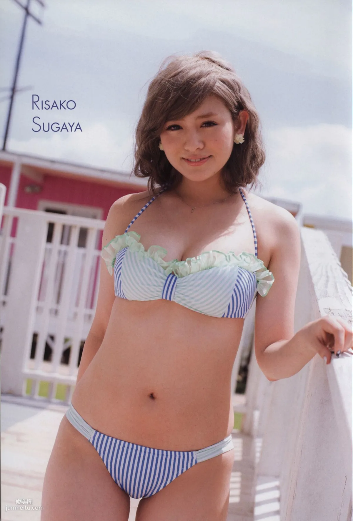 Alo Hello! Berryz 工房 Photobook 2013 [PB寫真集] 4