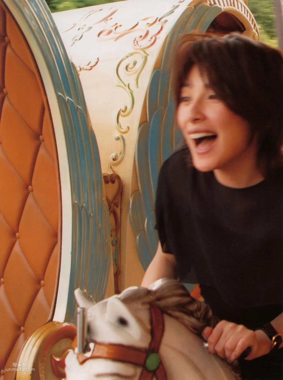 奧菜恵《The Okina 3／3 in Paris》 [PB寫真集] 24