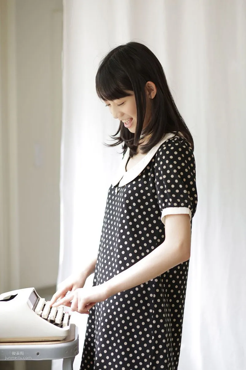 Honoka Akimoto 秋本帆華 《PROTO STAR》 [PB寫真集] 58