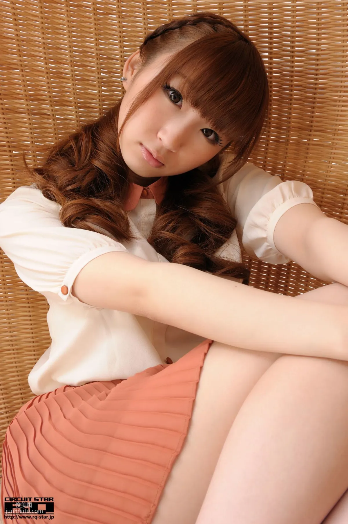 [RQ-STAR] NO.00563 Kana Arai 荒井嘉奈 Race Queen 寫真集 79