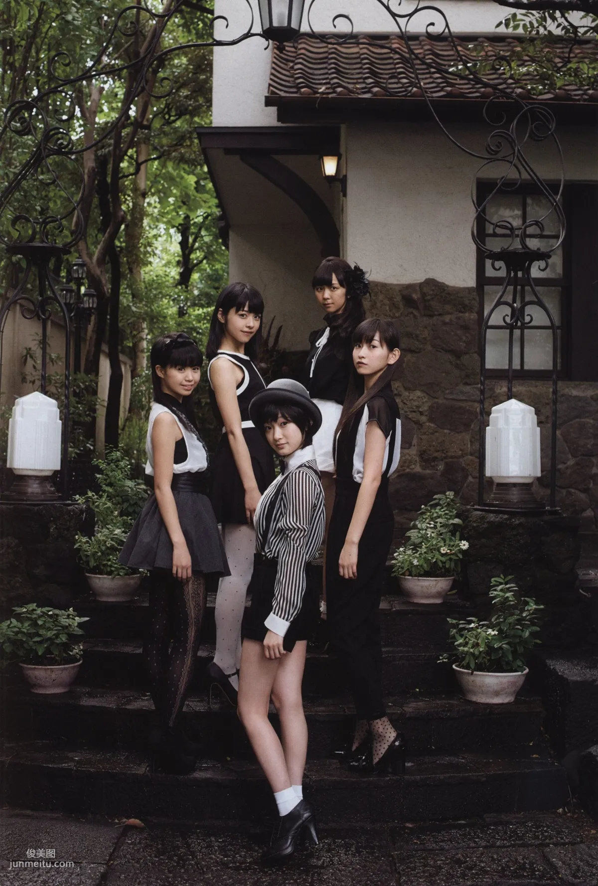Juice=Juice《OFFICIAL PHOTO BOOK》 [PB] 寫真集 49