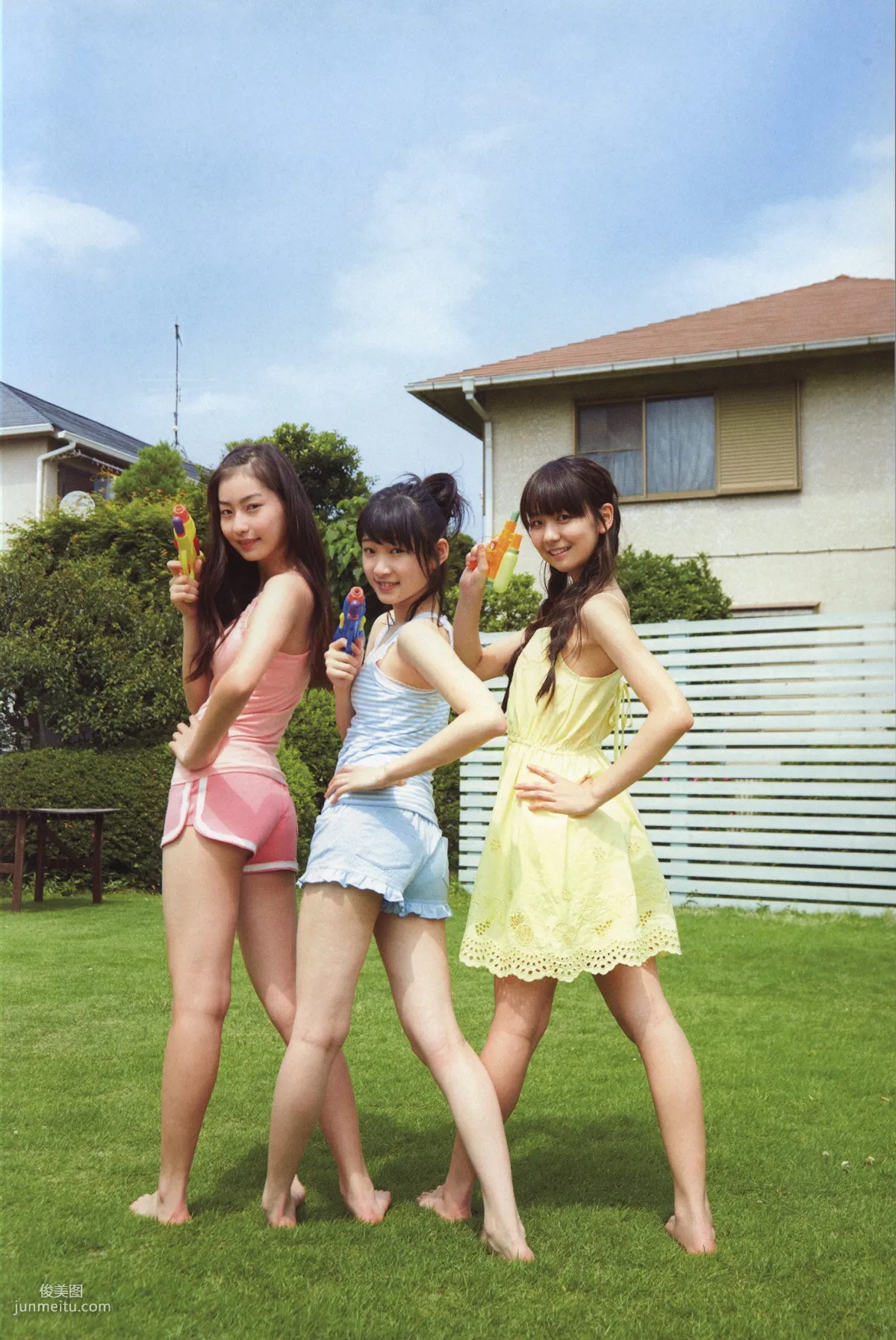 Juice=Juice《OFFICIAL PHOTO BOOK》 [PB] 寫真集 18