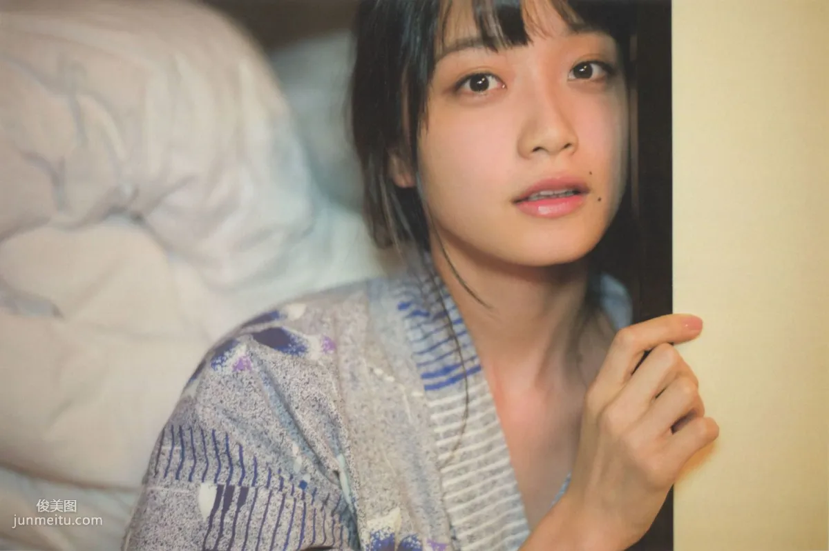 深川麻衣《ずっと、そばにいたい》 [PB寫真集] 14