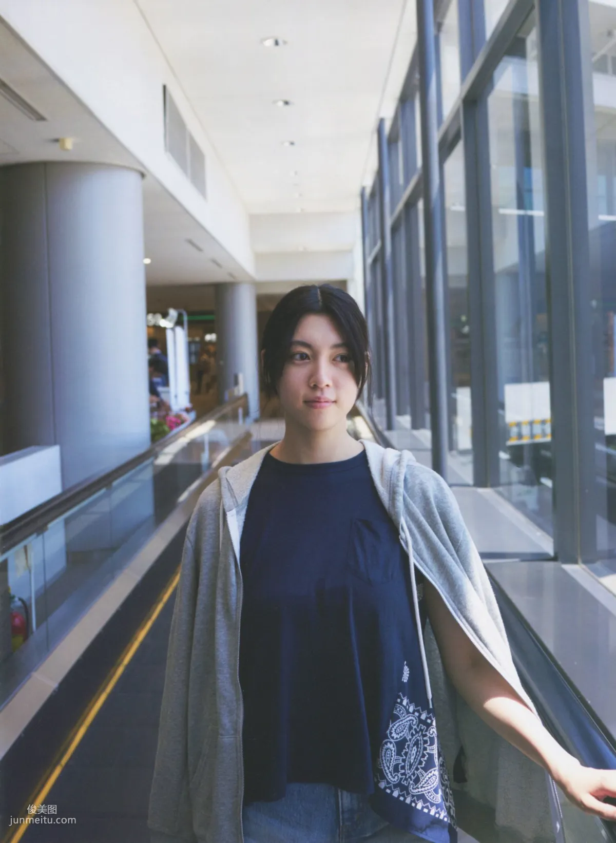 Ayaka Miyoshi 三吉彩花 《わたし》[PB寫真集] 103