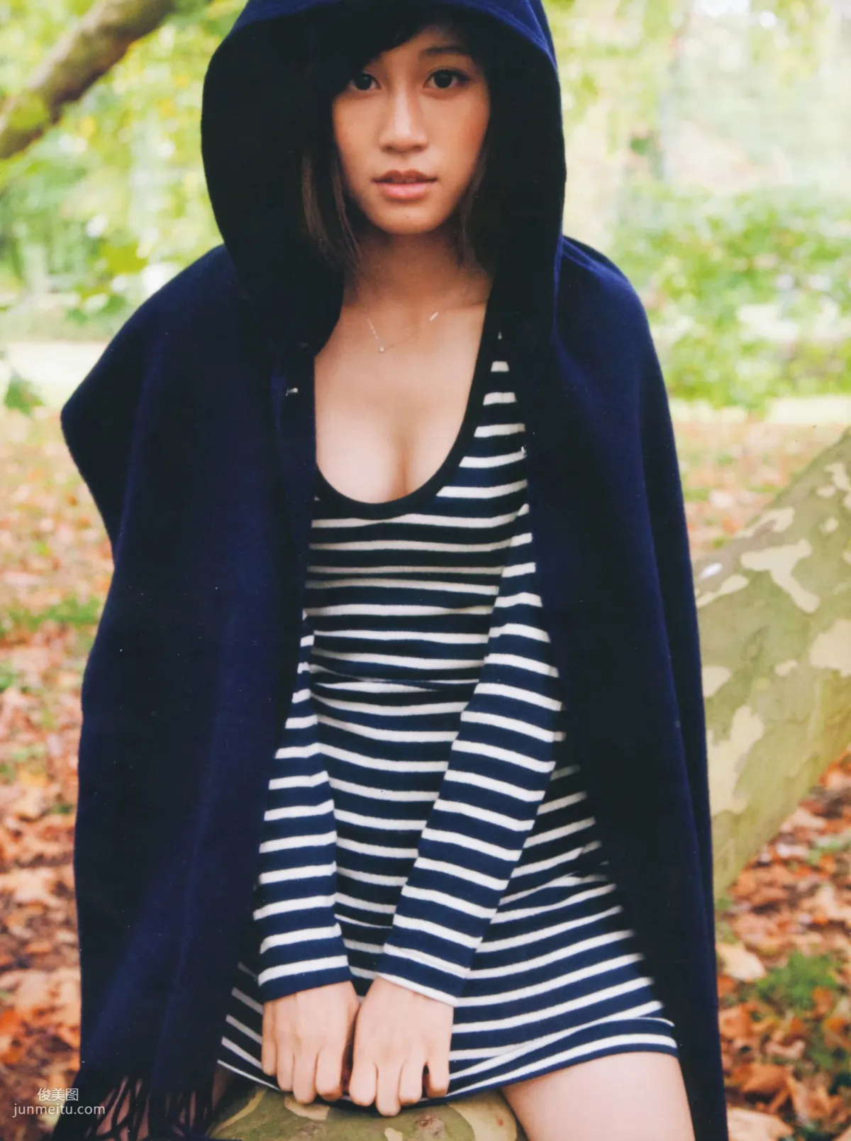 Atsuko Maeda Clumsy [Photo Books] photo 38