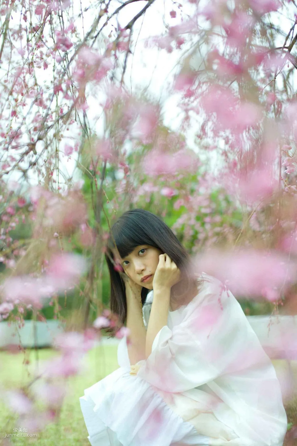 深川麻衣《ずっと、そばにいたい》 [PB写真集] 1