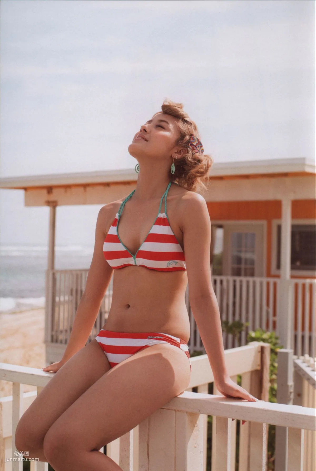 Alo Hello! Berryz 工房 Photobook 2013 [PB寫真集] 95