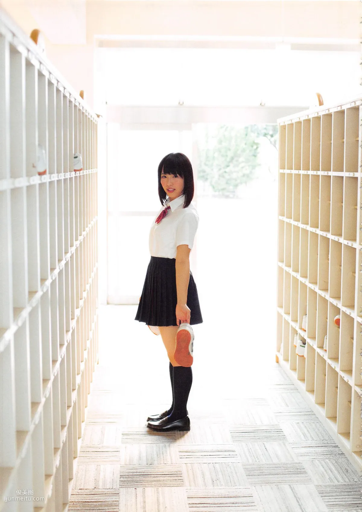 松村香織 First Photobook 《Mushusei》 [PB寫真集] 77