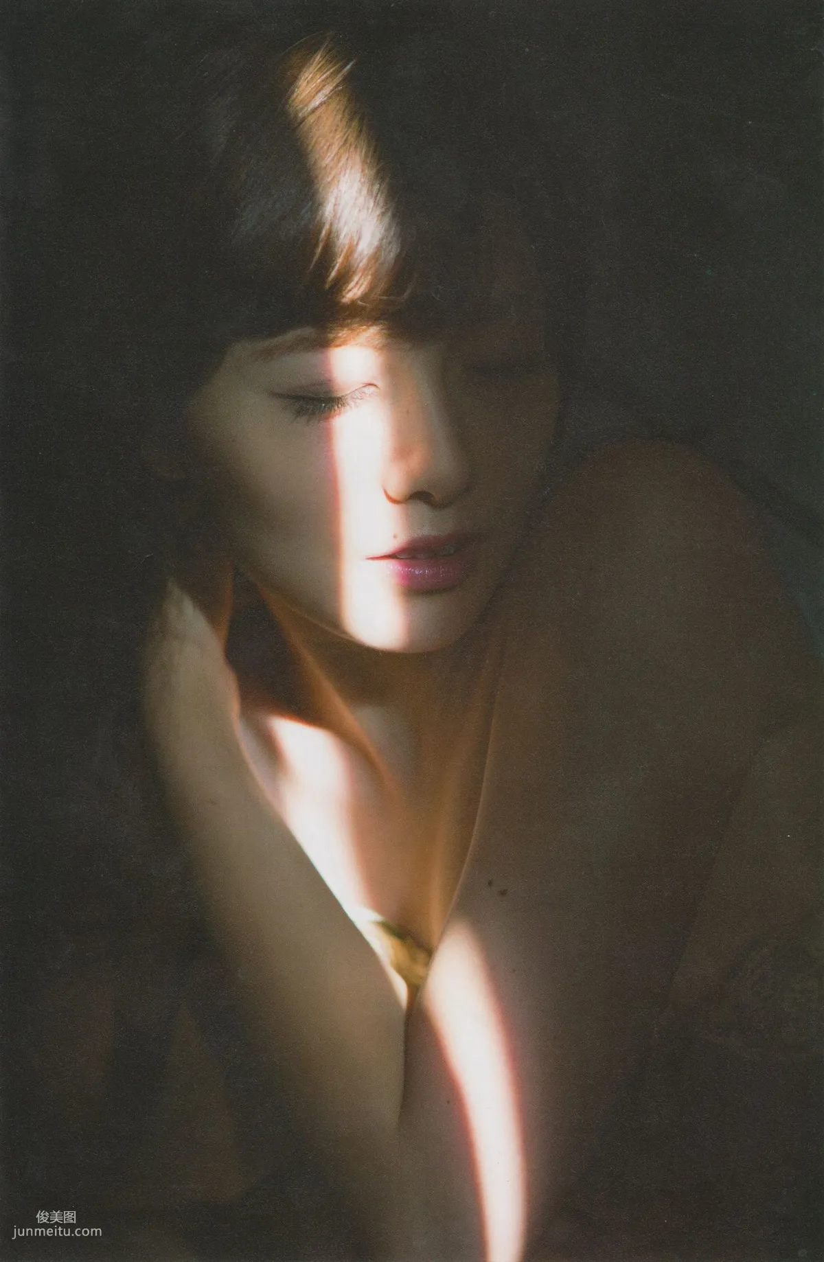 白石麻衣《清純な大人｣》 [Photo Book] 寫真集 47