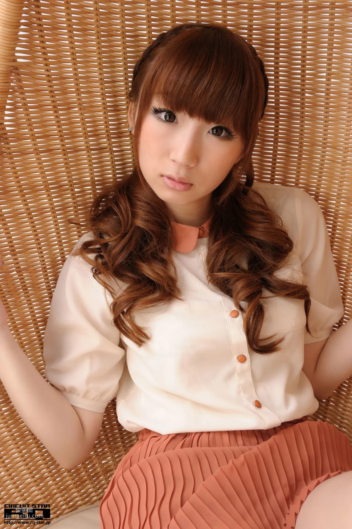[RQ-STAR] NO.00563 Kana Arai 荒井嘉奈 Race Queen 寫真集 83