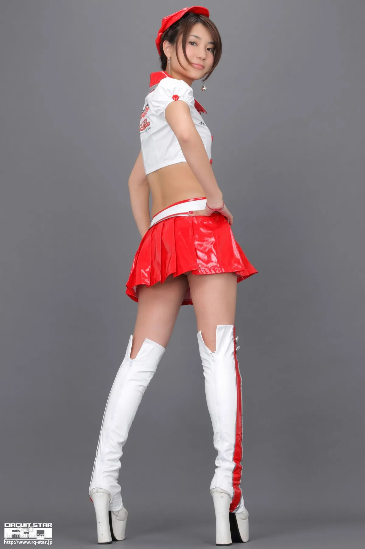 [RQ-STAR] NO.00586 Naoho Ichihashi 市橋直歩 Race Queen 寫真集 10