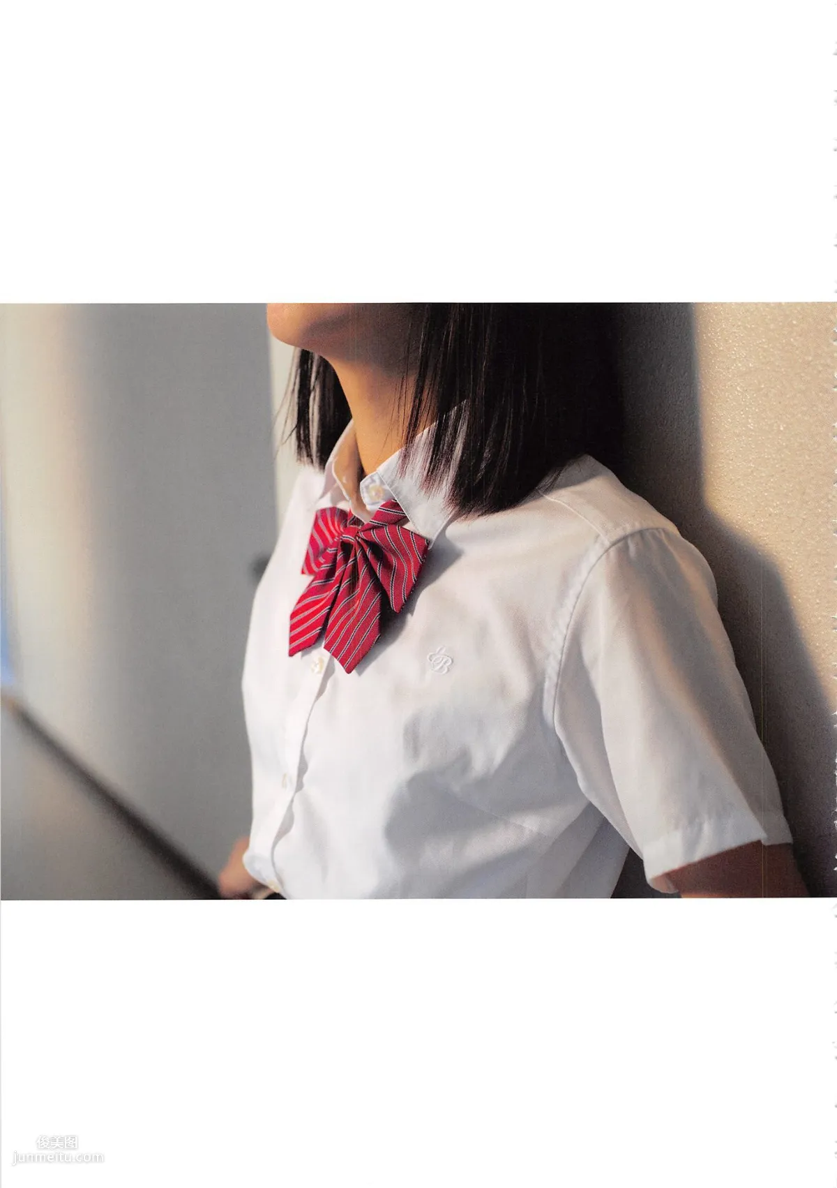 松村香織 First Photobook 《Mushusei》 [PB寫真集] 63