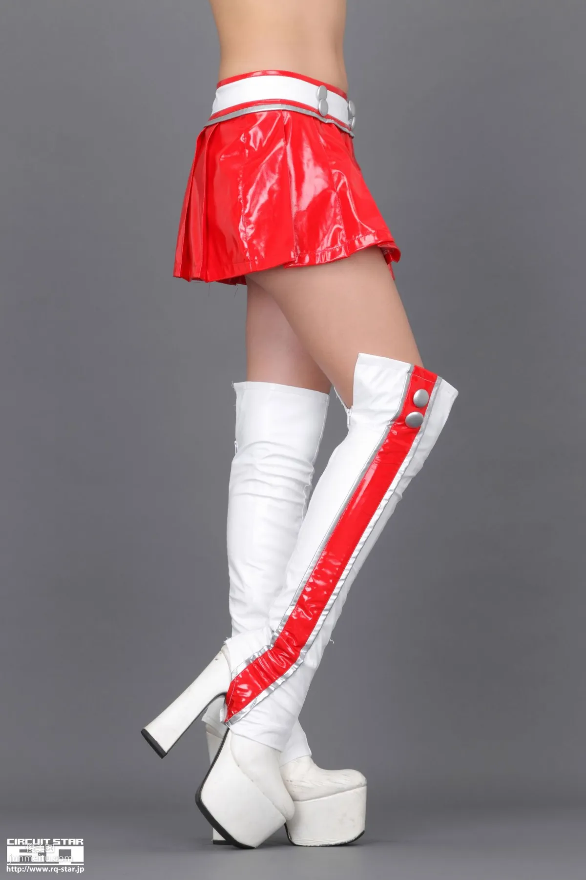 [RQ-STAR] NO.00586 Naoho Ichihashi 市橋直歩 Race Queen 寫真集 15