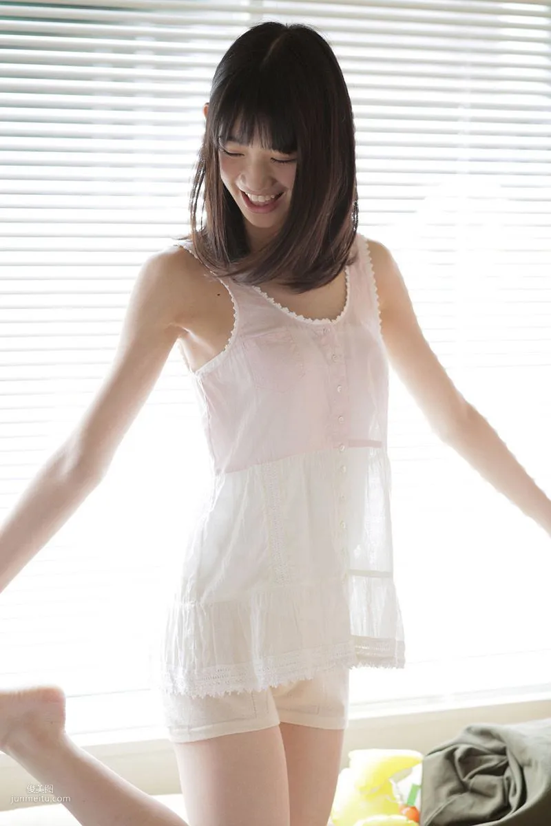 Honoka Akimoto 秋本帆華 《PROTO STAR》 [PB寫真集] 6