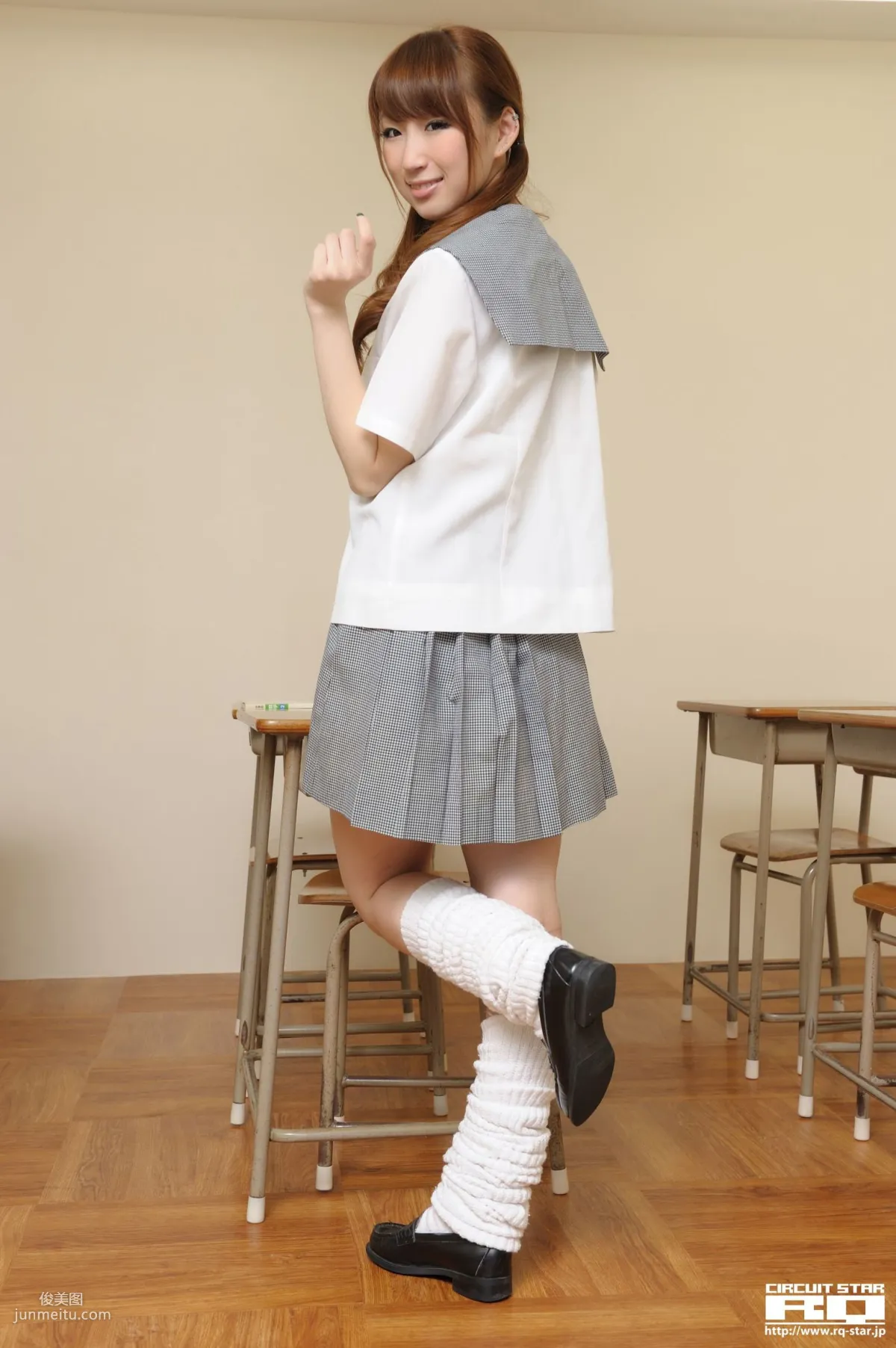 [RQ-STAR] NO.00571 荒井嘉奈 School Girl 寫真集 9