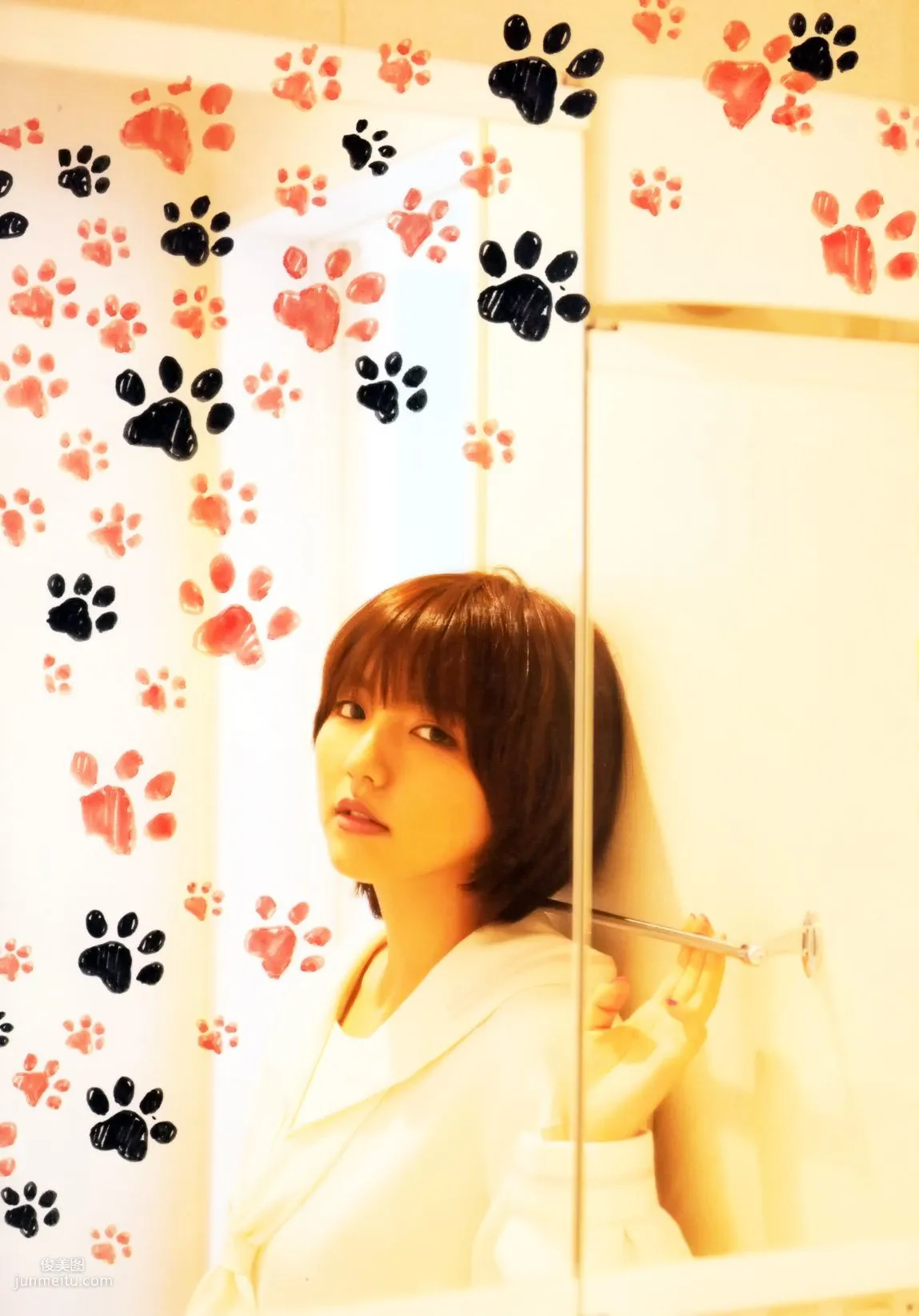 真野恵裡菜 フォトブック《Mano na no まのなの》 [PB寫真集] 45