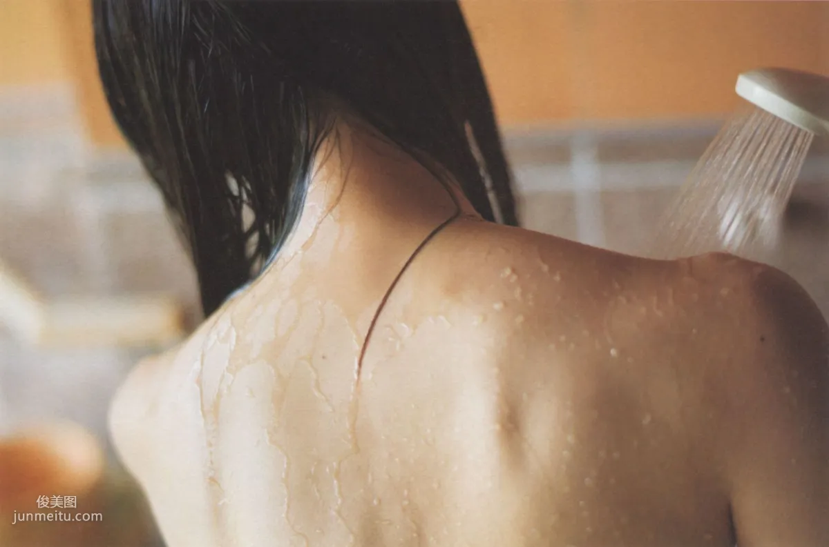 深川麻衣《ずっと、そばにいたい》 [PB写真集] 106