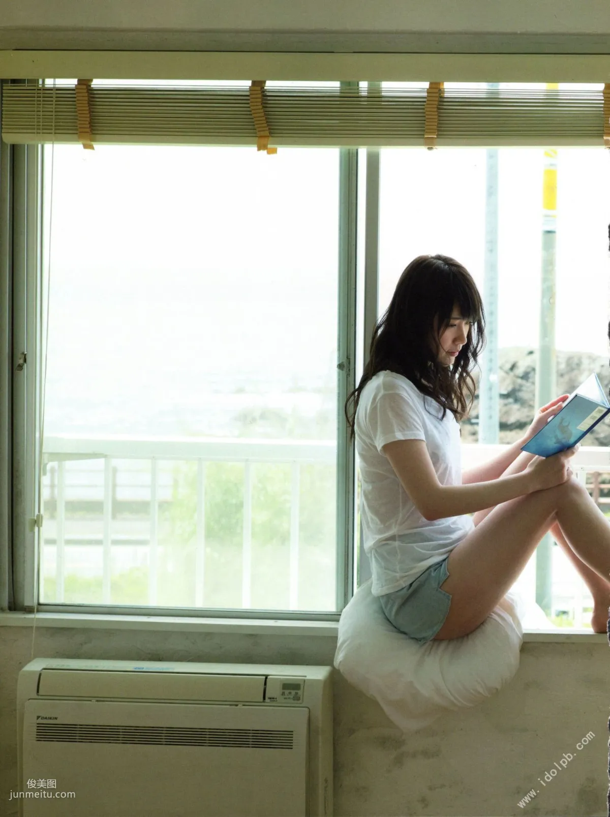 高山一実/高山一實 《戀かもしれない》 [PB寫真集] 45