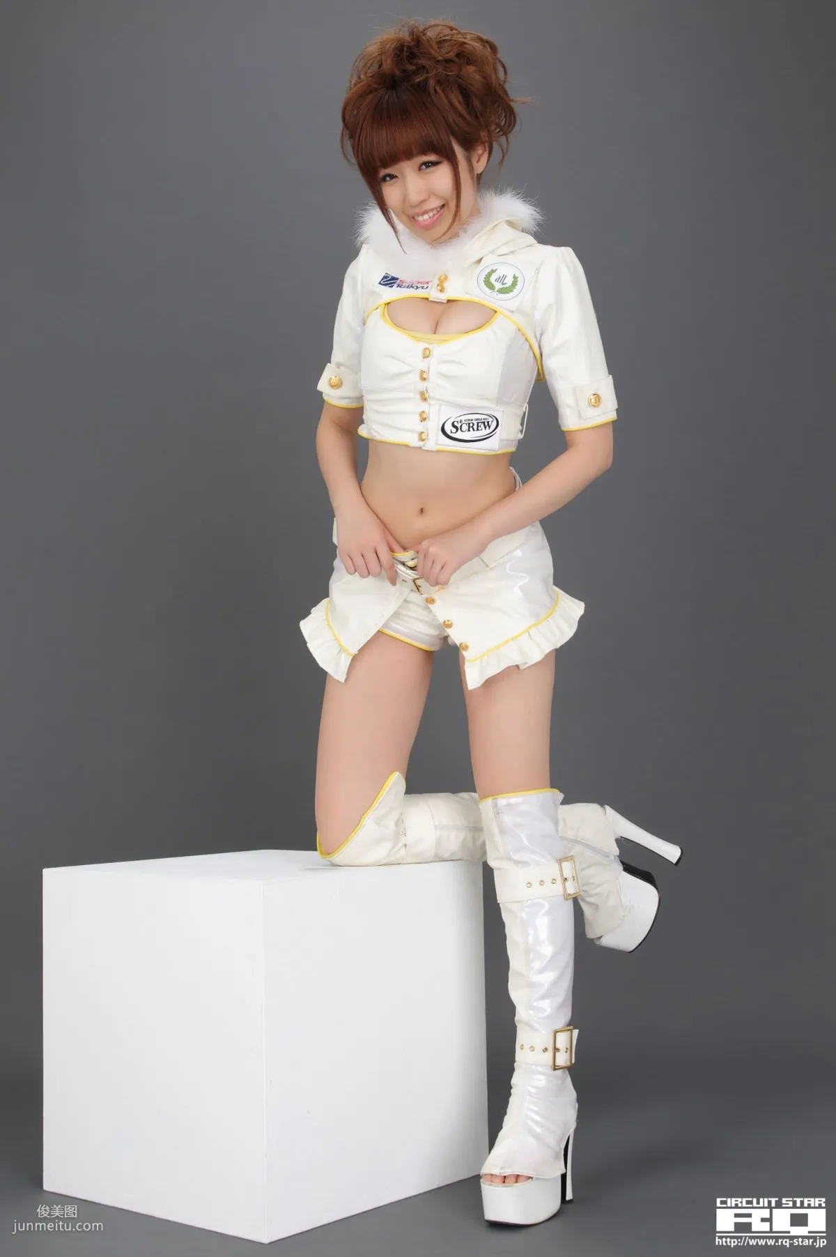 [RQ-STAR] NO.00619 山冈实乃里 Race Queen 写真集16