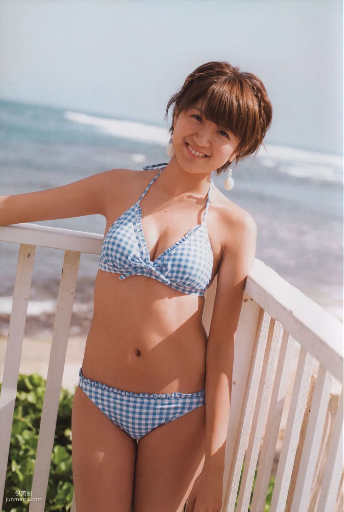 Alo Hello! Berryz 工房 Photobook 2013 [PB寫真集] 64