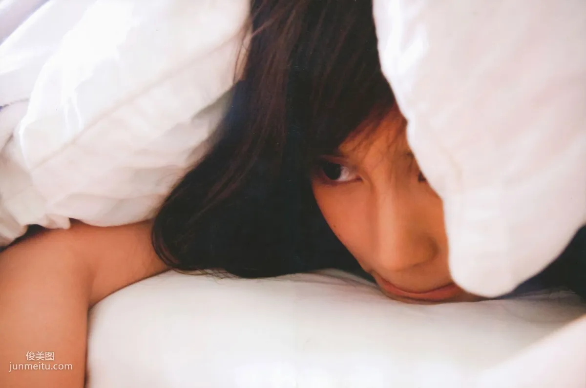 Atsuko Maeda Clumsy [Photo Books] photo 27