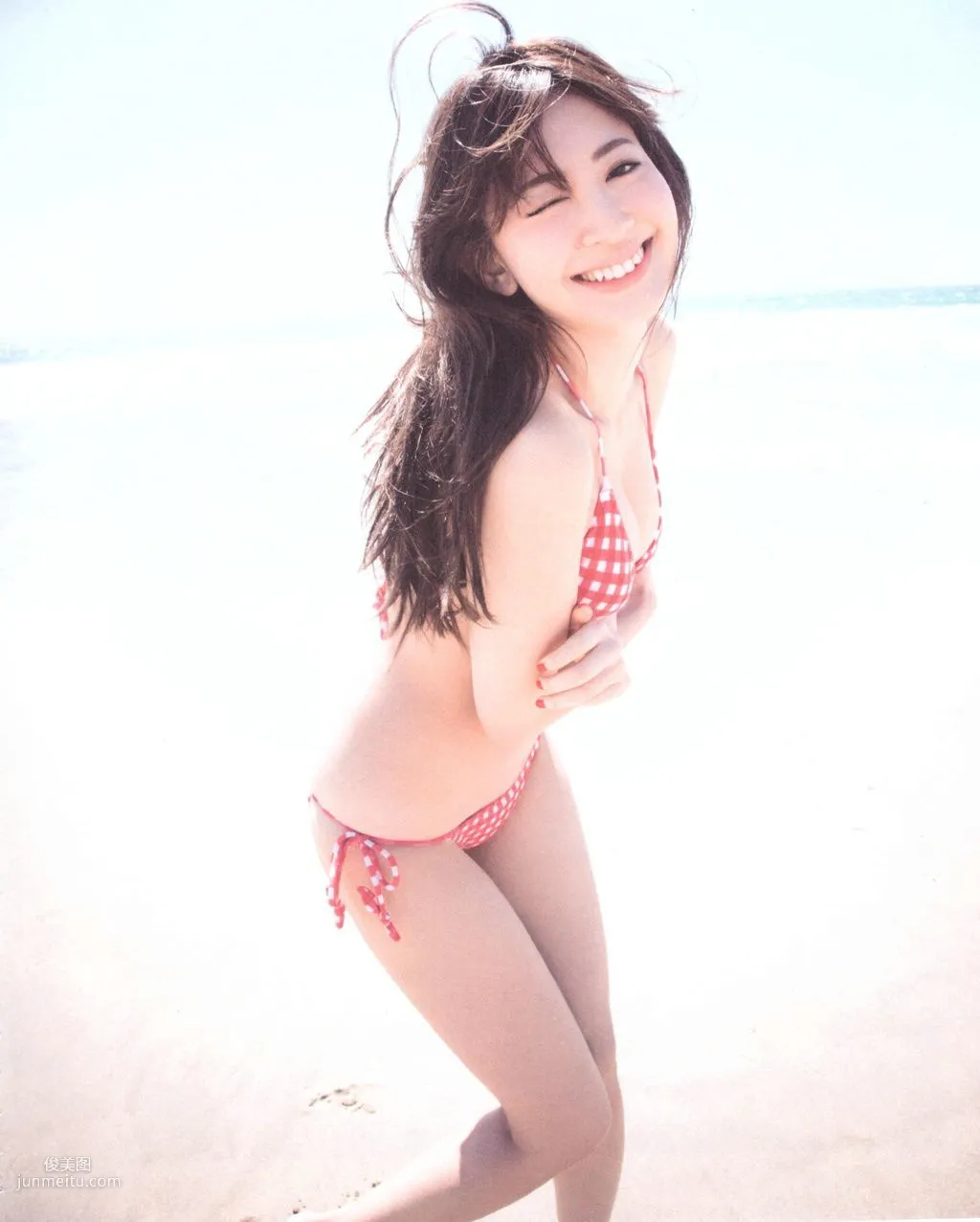 小嶋陽菜/小岛阳菜《Dou Suru どうする？》 [PB写真集] 105