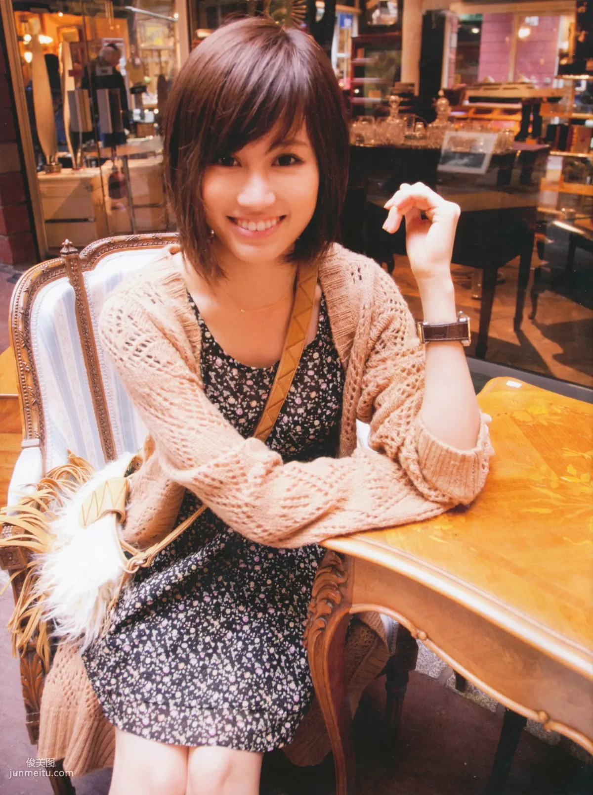 Atsuko Maeda Clumsy [Photo Books] photo 2