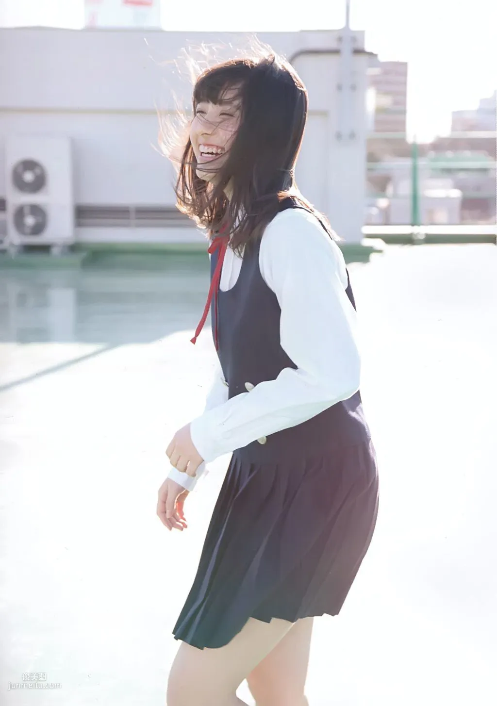 大和田南那、渡辺みり愛 《Graduation-中學卒業》 [PB寫真集] 7
