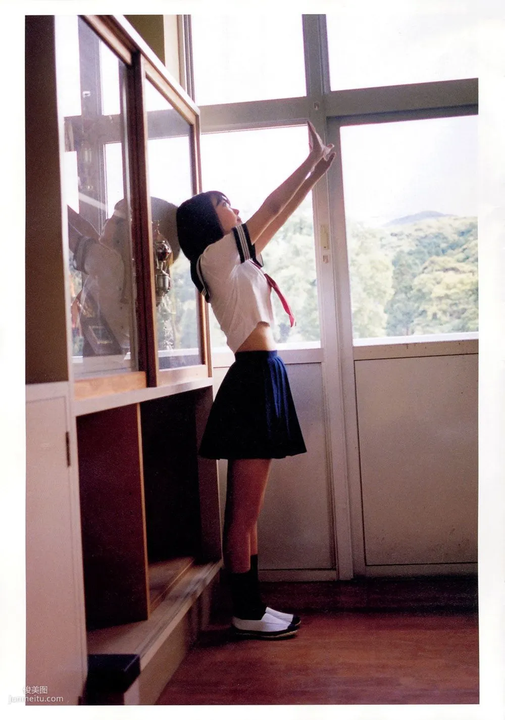 宮脇咲良/宮脅咲良《Sakura》 [PB寫真集] 65