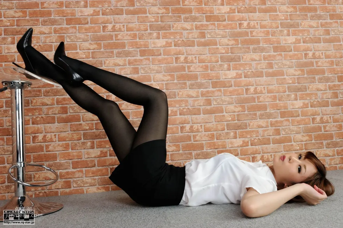 [RQ-STAR] NO.00663 Aoi Shirakawa 白河あおい Office Lady 寫真集 4