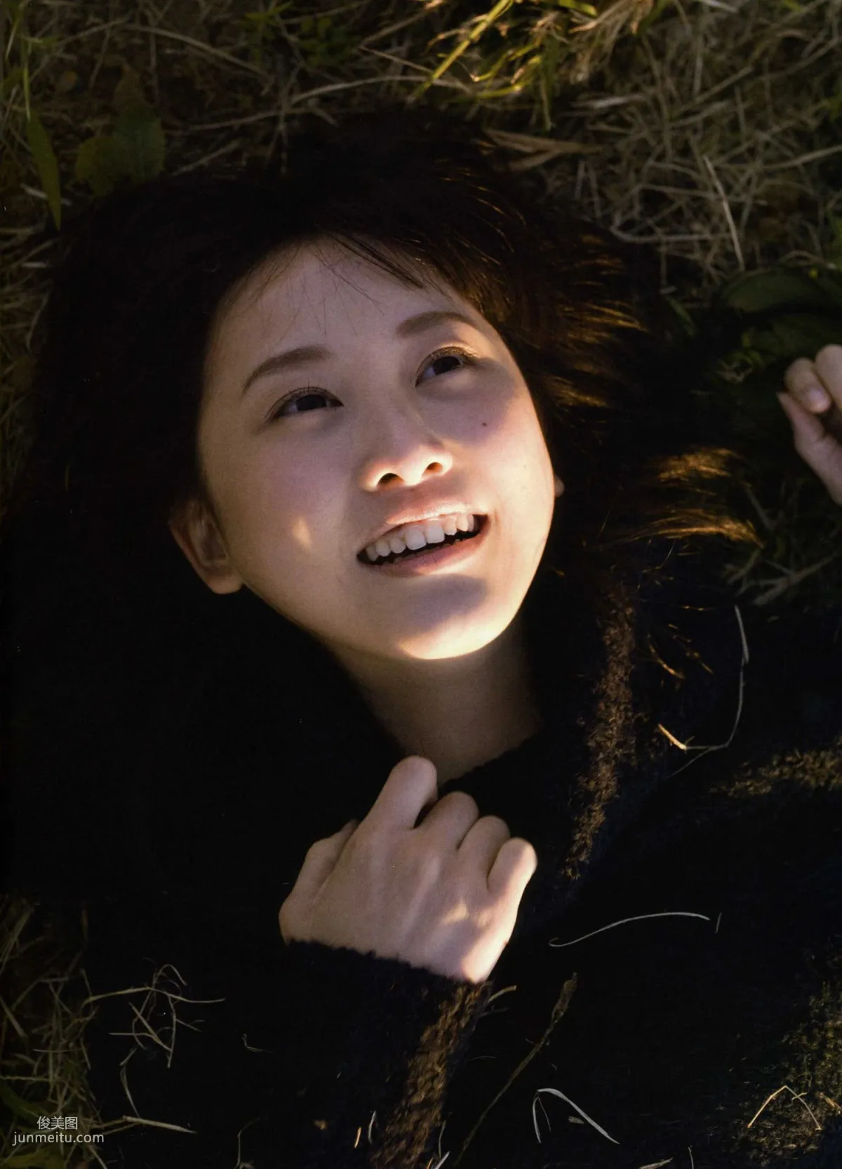松井玲奈 《Kingyo》 Goldfish [PB寫真集] 32