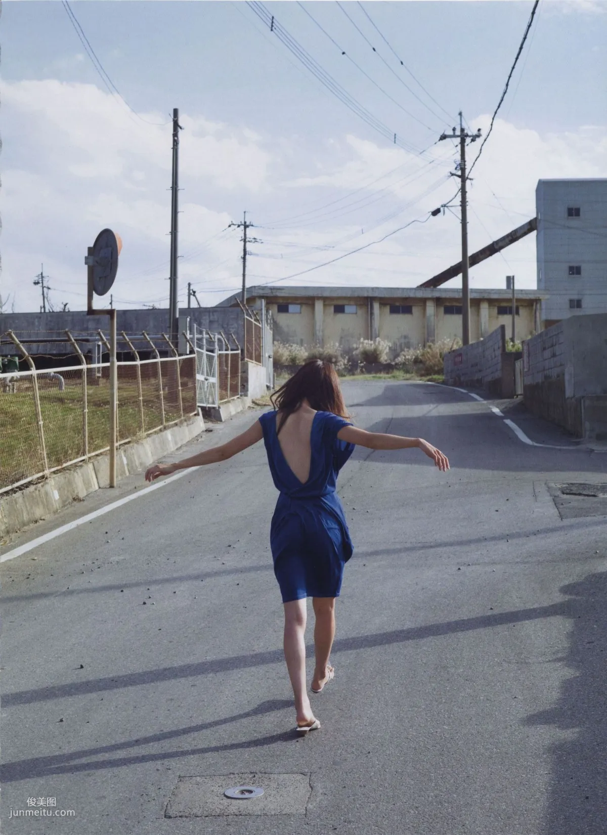 中村愛美 《Lyin' Eyes》 [PhotoBook] 寫真集 37