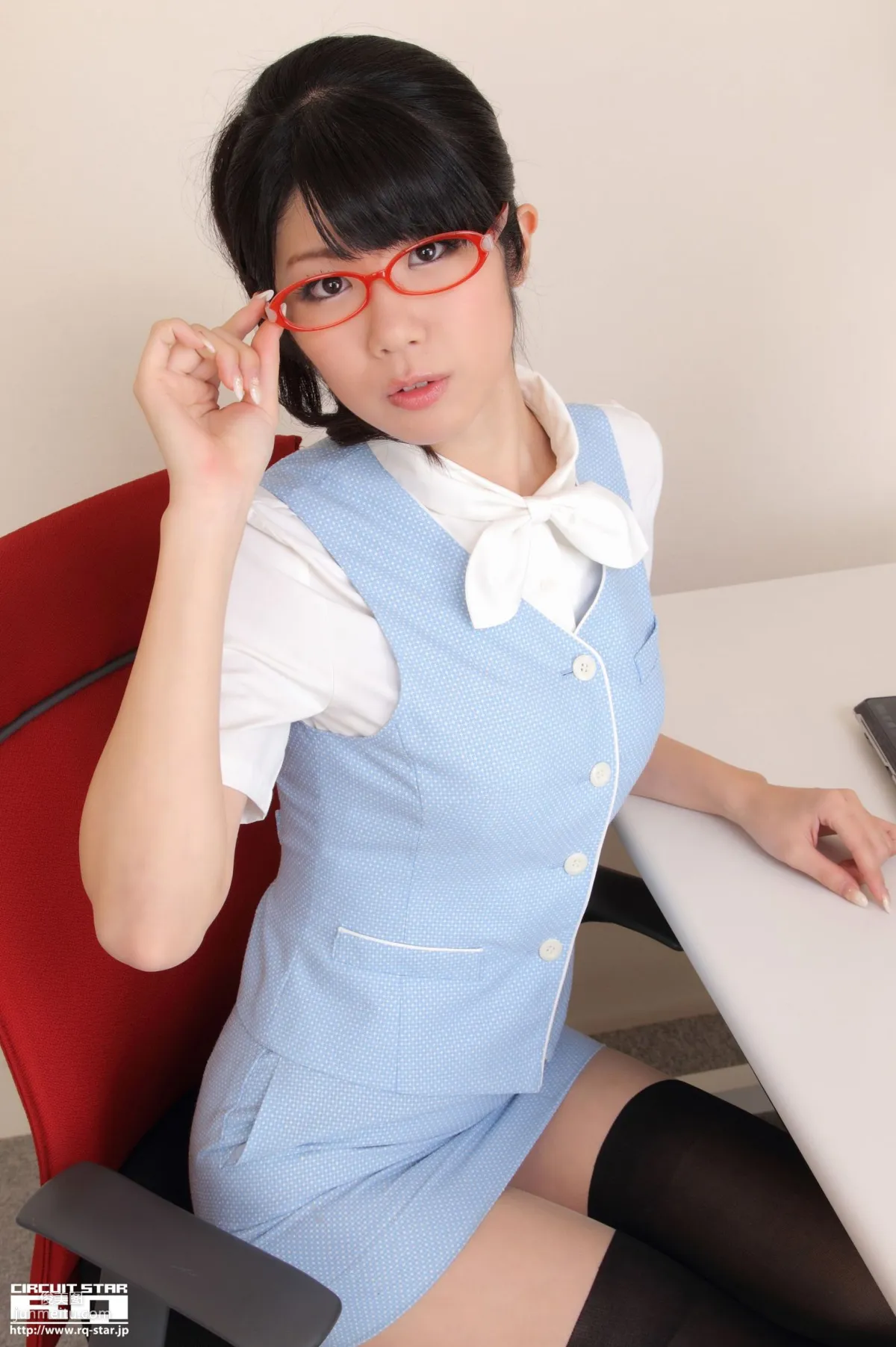 [RQ-STAR] NO.00614 Aoi Usami 宇佐美あおい Office Lady 寫真集 118