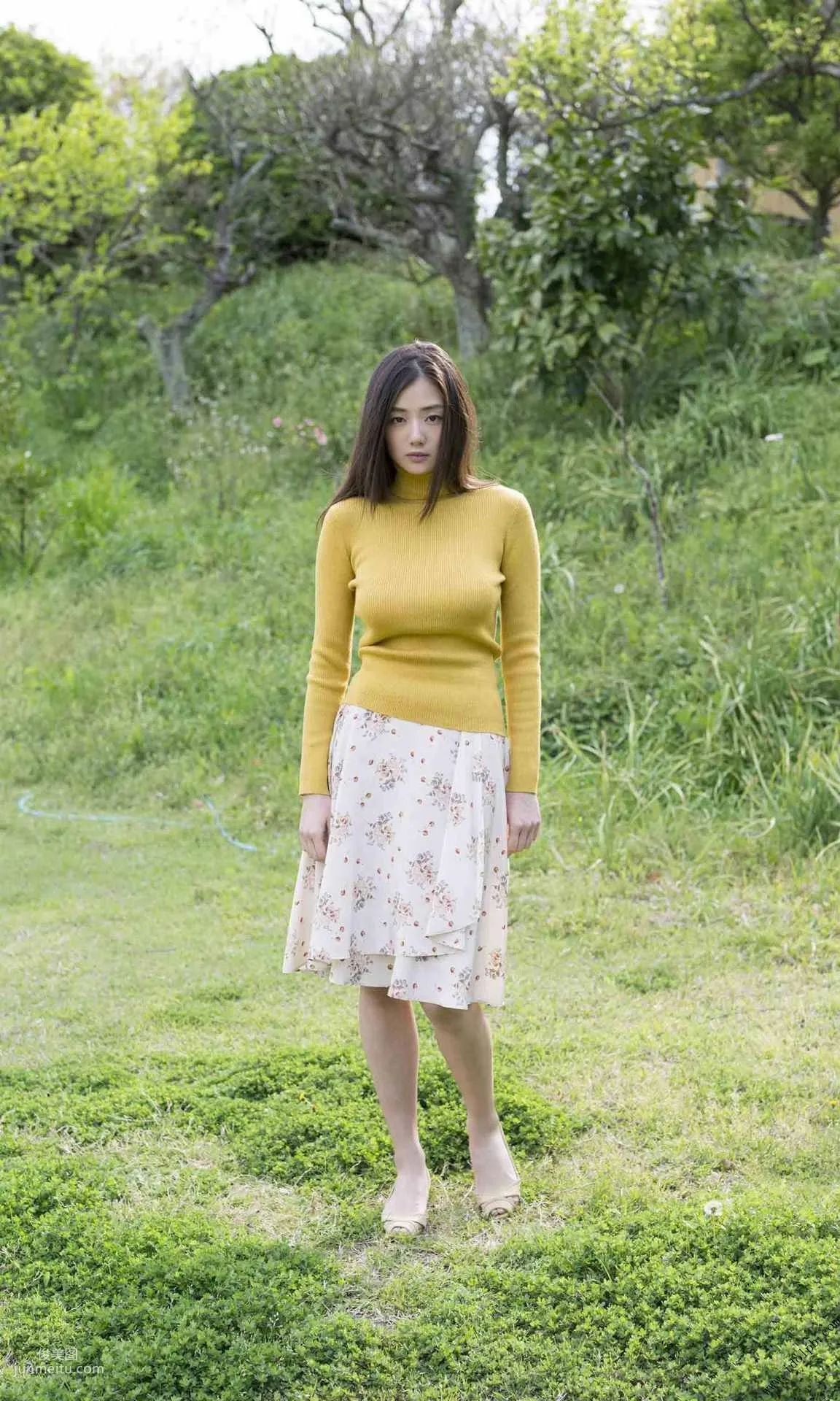 Moemi Katayama Awakening [Photo Books] photo 6