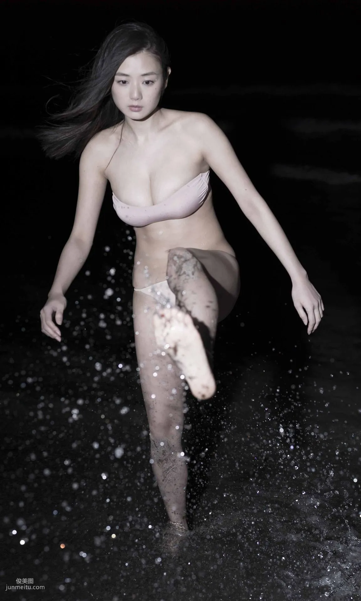 Moemi Katayama Awakening [Photo Books] photo 33