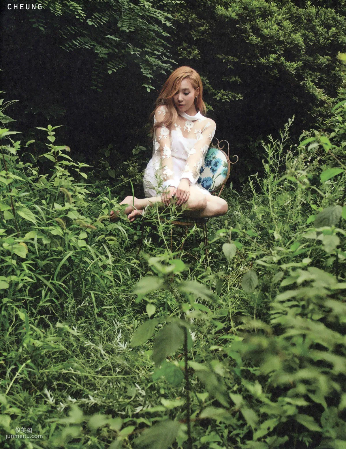 TaeTiSeo 韓國少女時代《HOLLER》[PB寫真集] 22