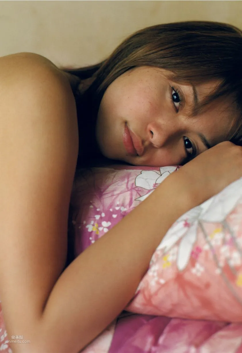 岩佐真悠子 《Sixteen Blue》 [PB寫真集] 62